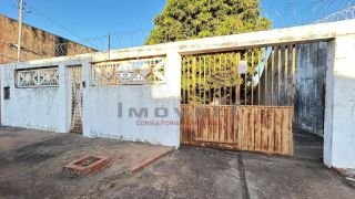 Casa Para Vender com 4 quartos  no bairro Vila Ipase em Várzea Grande