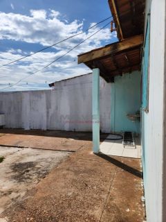 Casa Para Vender com 3 quartos 1 suítes no bairro IKARAI em Várzea Grande