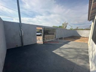 CASA Á VENDA NO BAIRRO ALTOS DO CERRADOS