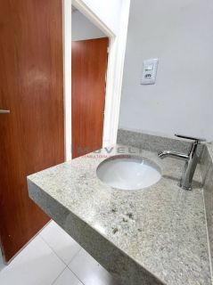 CASA Á VENDA NO VITORIA REGIA