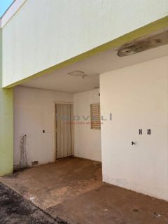 CASA Á VENDA NO BAIRRO PETRÓPOLIS (CHAPÉU DO SOL)