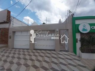 Casa para Venda com Excelente Localização na Rua Floriano Peixoto 129 – Centro – Sertânia/PE.