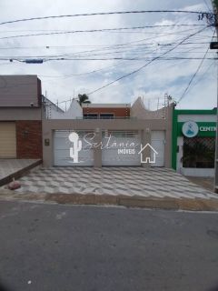 Casa para Venda com Excelente Localização na Rua Floriano Peixoto 129 – Centro – Sertânia/PE.