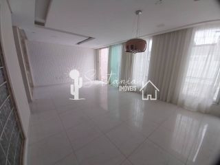 Casa para Venda com Excelente Localização na Rua Floriano Peixoto 129 – Centro – Sertânia/PE.