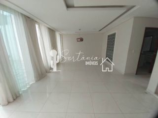 Casa para Venda com Excelente Localização na Rua Floriano Peixoto 129 – Centro – Sertânia/PE.