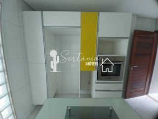 Casa para Venda com Excelente Localização na Rua Floriano Peixoto 129 – Centro – Sertânia/PE.