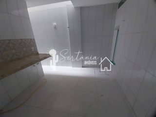 Casa para Venda com Excelente Localização na Rua Floriano Peixoto 129 – Centro – Sertânia/PE.