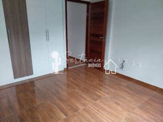 Casa para Venda com Excelente Localização na Rua Floriano Peixoto 129 – Centro – Sertânia/PE.