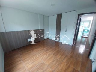 Casa para Venda com Excelente Localização na Rua Floriano Peixoto 129 – Centro – Sertânia/PE.