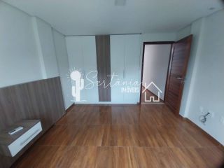 Casa para Venda com Excelente Localização na Rua Floriano Peixoto 129 – Centro – Sertânia/PE.