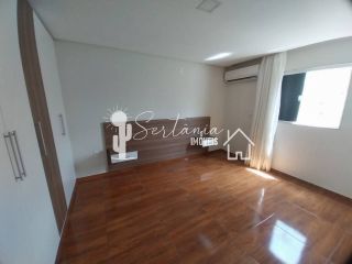 Casa para Venda com Excelente Localização na Rua Floriano Peixoto 129 – Centro – Sertânia/PE.
