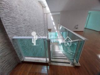 Casa para Venda com Excelente Localização na Rua Floriano Peixoto 129 – Centro – Sertânia/PE.