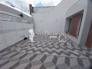Casa para Venda com Excelente Localização na Rua Floriano Peixoto 129 – Centro – Sertânia/PE.