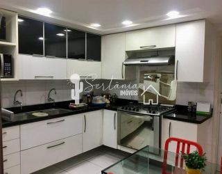 Venda apartamento Beira Mar, com 04 quartos, 02 suítes e 02 vagas - 230m²