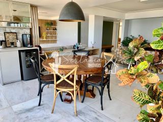 Venda apartamento Beira Mar, com 04 quartos, 02 suítes e 02 vagas - 230m²