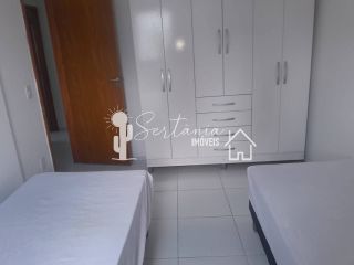 Aluga apartamento mobiliado em Boa Viagem, próximo ao colégio Santa Maria.