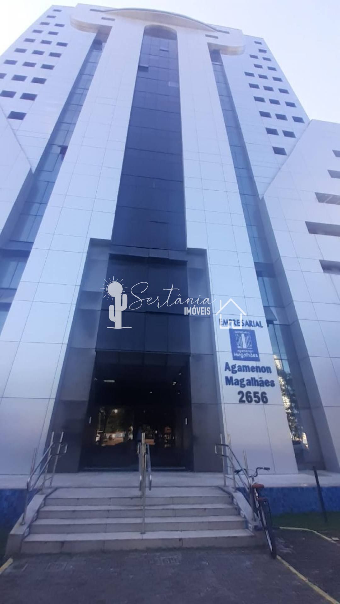 Sala (cobertura), para Locação excelente localização no Empresarial Agamenon Magalhães, na avenida Agamenon Magalhães 2656 no bairro do Espinheiro - Recife/PE.