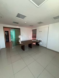 Vendo Sala excelente localização em Boa viagem. Pagamento facilitado.