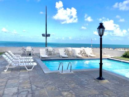 Venda apartamento beira mar de Piedade - Com 04 suítes, 03 vagas, 300M².