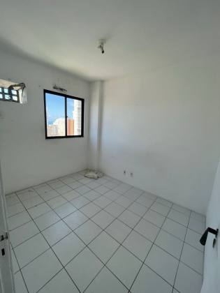 Venda apartamento 03 quartos em Boa Viagem, 02 vagas, com lazer.