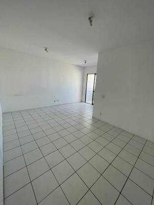 Venda apartamento 03 quartos em Boa Viagem, 02 vagas, com lazer.