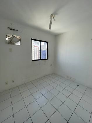Venda apartamento 03 quartos em Boa Viagem, 02 vagas, com lazer.