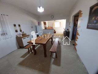 Chácara para Venda com excelente localização próximo ao Açude Barra, há 7,0 km da cidade.