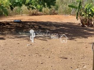 Chácara para Venda com excelente localização próximo ao Açude Barra, há 7,0 km da cidade.