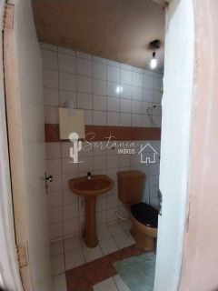 Casa para Venda com Excelente Localização na Rua 07 de Setembro – Centro – Sertânia/PE.