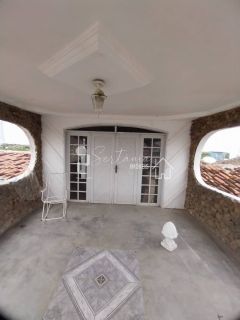 Casa para Venda com Excelente Localização na Rua 07 de Setembro – Centro – Sertânia/PE.