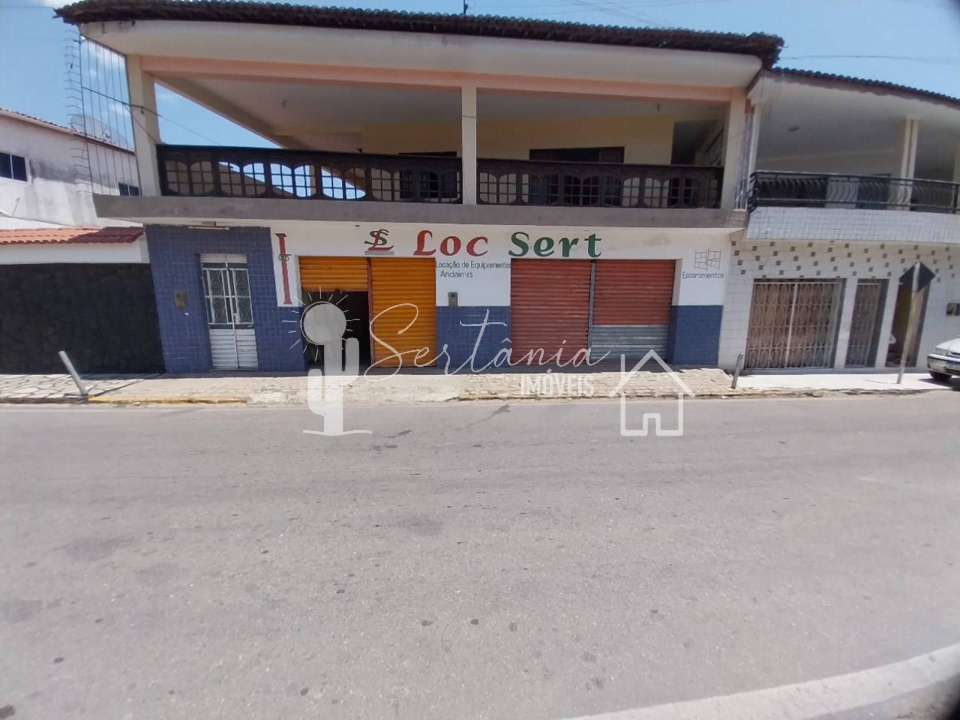 Loja Comercial para Locação Piso Térreo, com excelente localização, no Centro da Cidade, na Rua: Luiza Francisca 78 – Loja, Centro – Sertânia/PE.