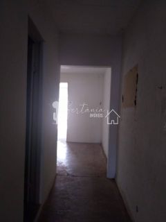 Casa para Venda com Excelente Localização na Rua 07 de Outubro – Centro – Sertânia/PE.