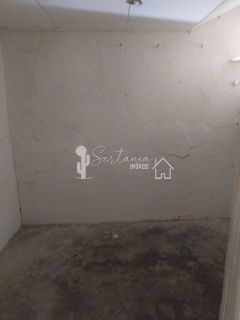 Casa para Venda com Excelente Localização na Rua 07 de Outubro – Centro – Sertânia/PE.