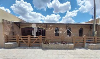 Casa para Alugar com Excelente Localização na Rua Rui Barbosa, 155 – Centro – Sertânia/PE.