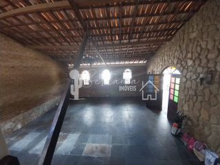 Casa para Alugar com Excelente Localização na Rua Rui Barbosa, 155 – Centro – Sertânia/PE.