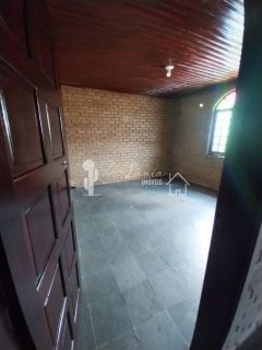 Casa para Alugar com Excelente Localização na Rua Rui Barbosa, 155 – Centro – Sertânia/PE.