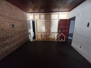 Casa para Alugar com Excelente Localização na Rua Rui Barbosa, 155 – Centro – Sertânia/PE.