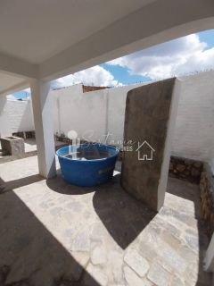 Casa para Alugar com Excelente Localização na Rua Rui Barbosa, 155 – Centro – Sertânia/PE.