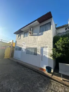Casa para Venda com Excelente Localização na Avenida Afonso Olindense – Várzea – Recife/PE. Condomínio Elis Regina