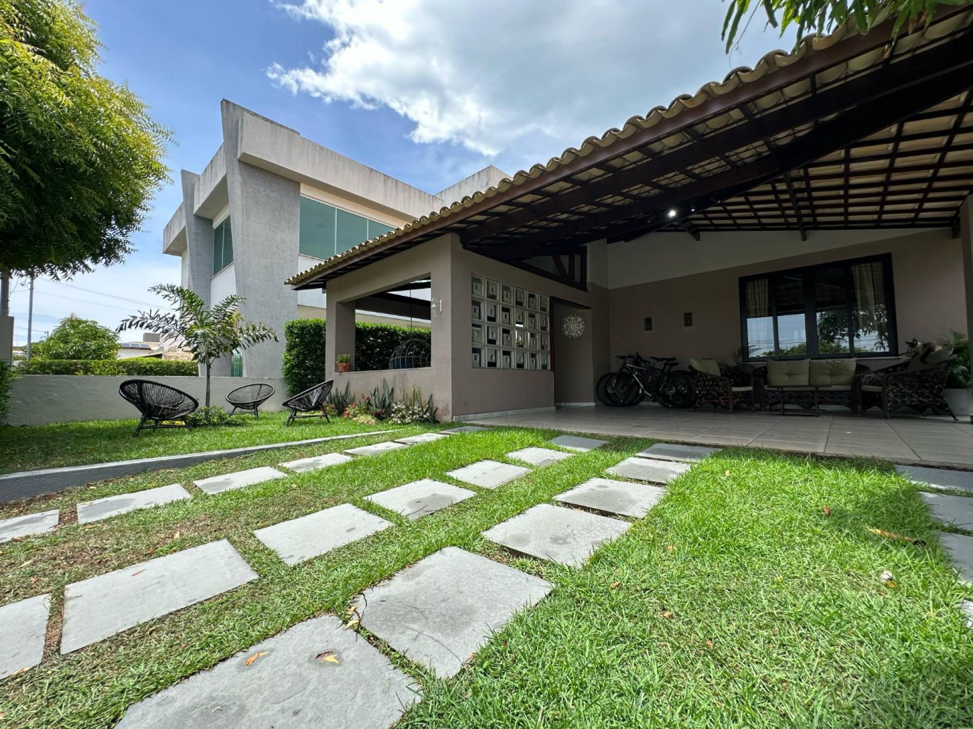 Casa no Condomínio Melício Machado