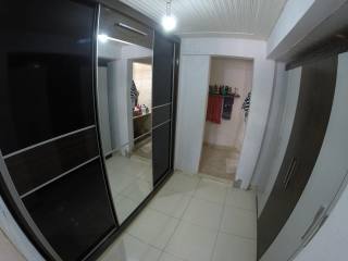 Casa com Piscina na Aruana