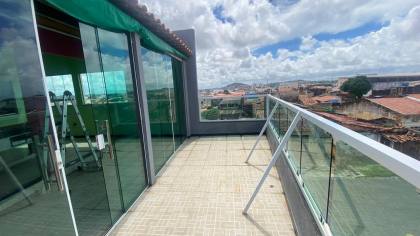 Casa Duplex com Ponto Comercial no Siqueira Campos