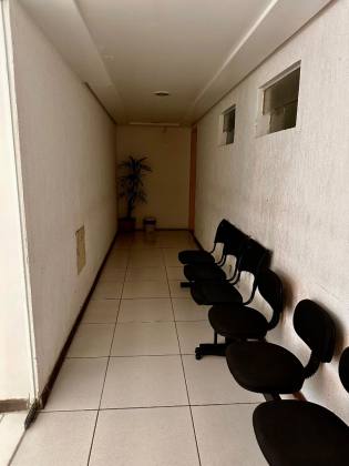 Salas Comerciais no Edifício Oviêdo Teixeira