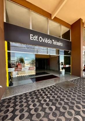 Salas Comerciais no Edifício Oviêdo Teixeira
