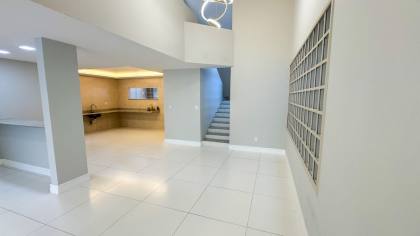 Casa Duplex com Piscina na Atalaia