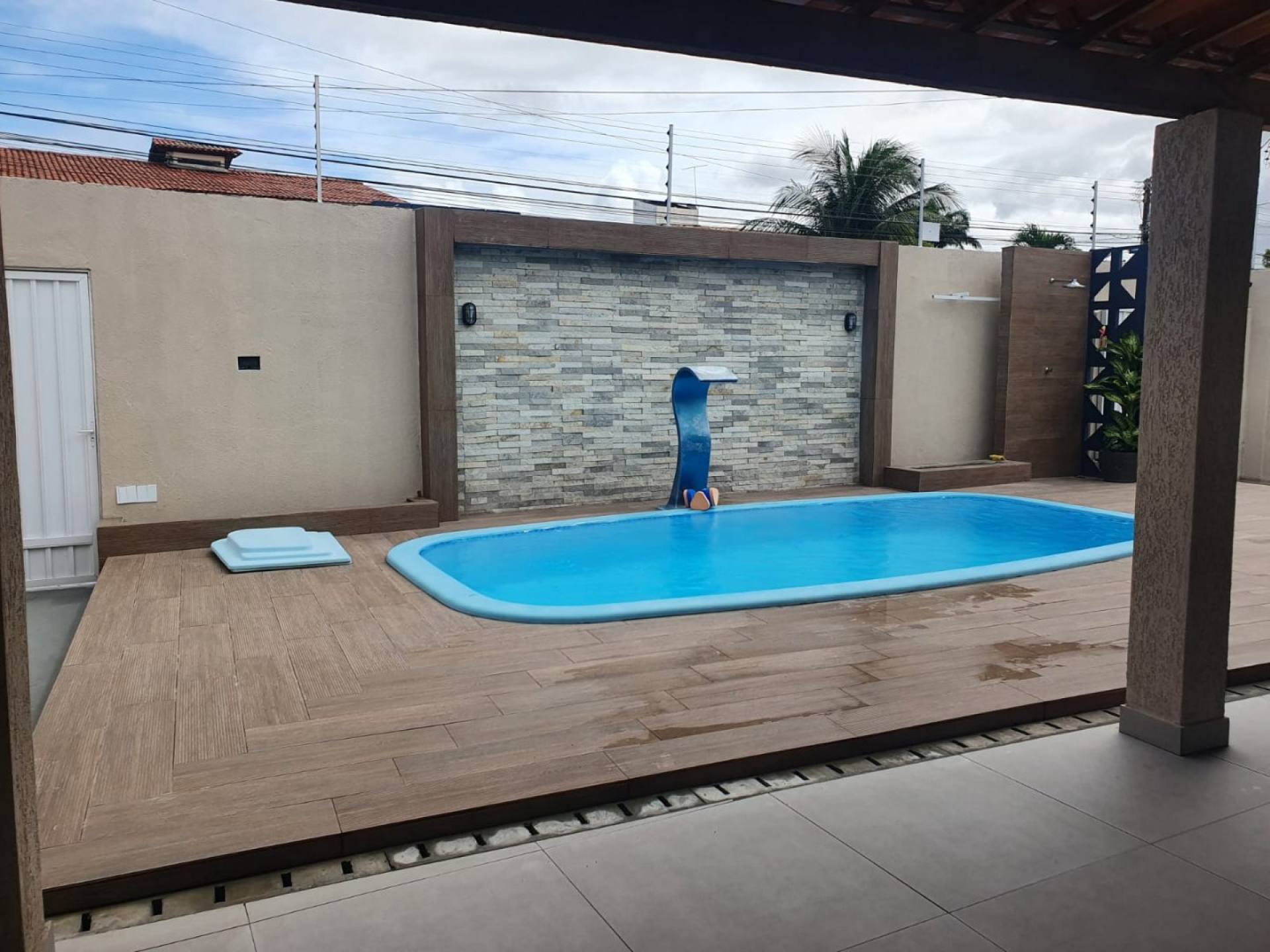 Casa com Piscina na Coroa do Meio