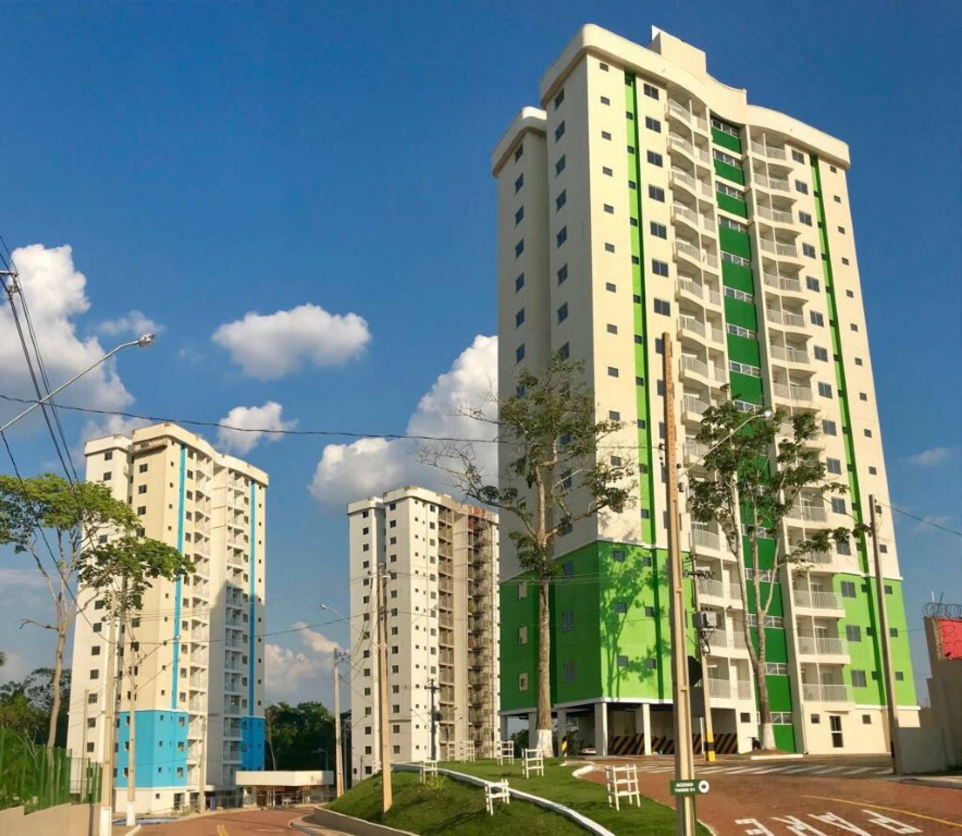 Apartamento Para Vender com 3 quartos 1 suítes no Condomínio La Reserve em Rio Branco