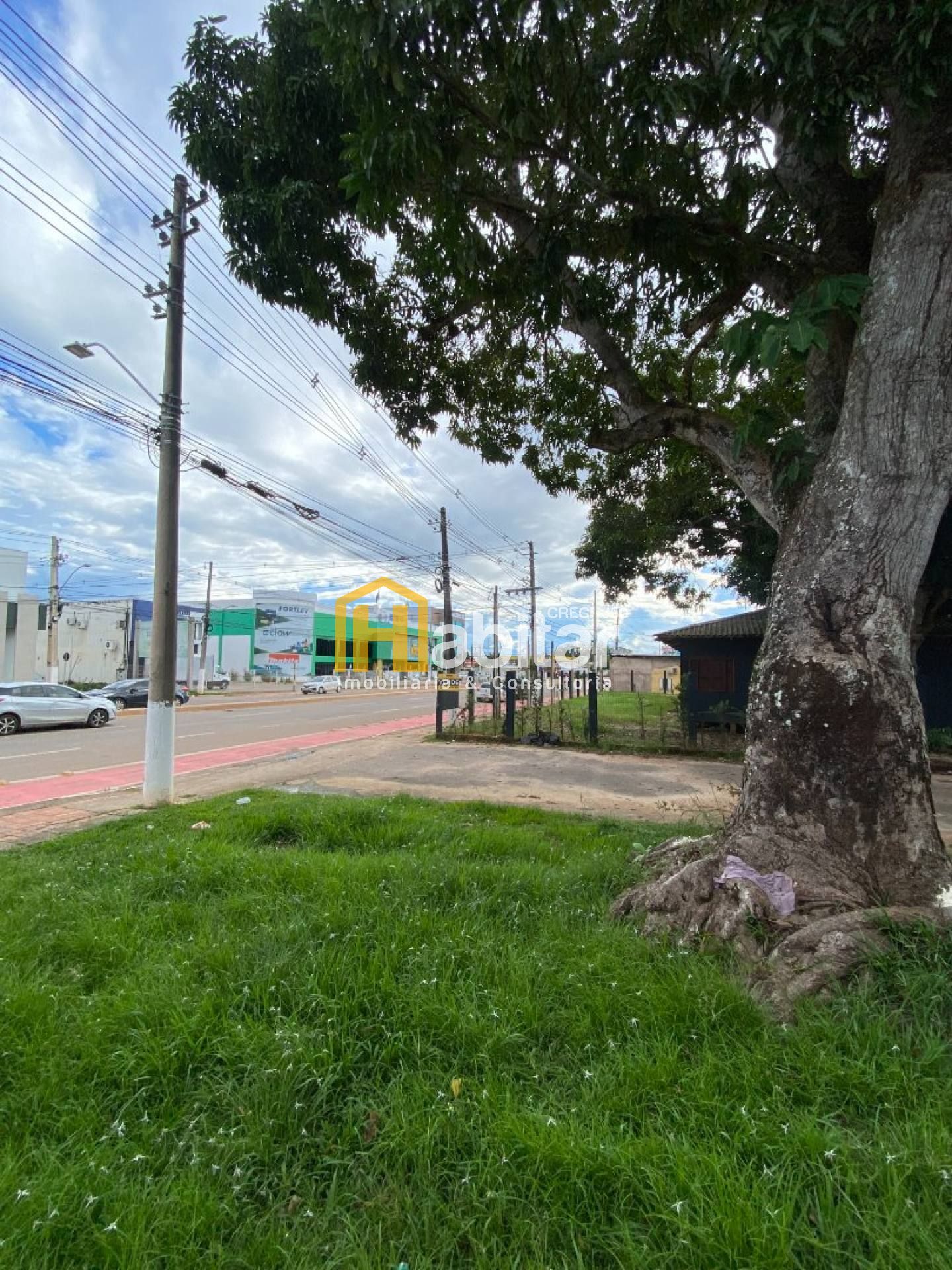 Lote / Terreno Comercial Para Vender na Estrada Dias Martins