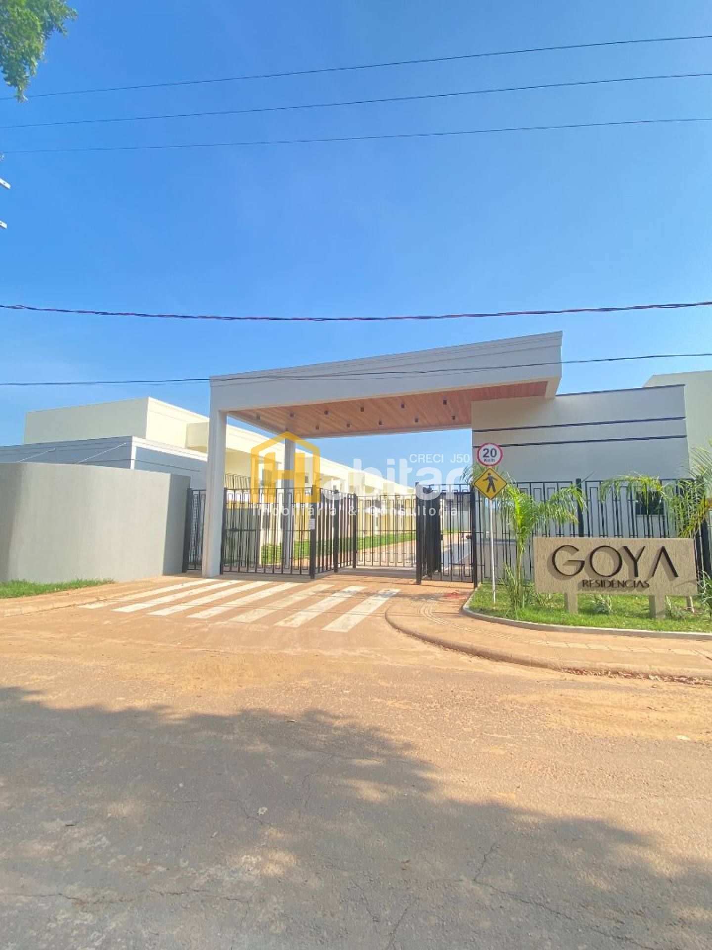 Casa de Condomínio Para Vender com 3 quartos (Sendo 1 suítes) no GOYA Residências em Rio Branco-Ac