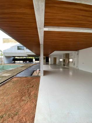 Casa no Condomínio Chácara Ipê Para Vender com 4 suítes em Rio Branco Acre